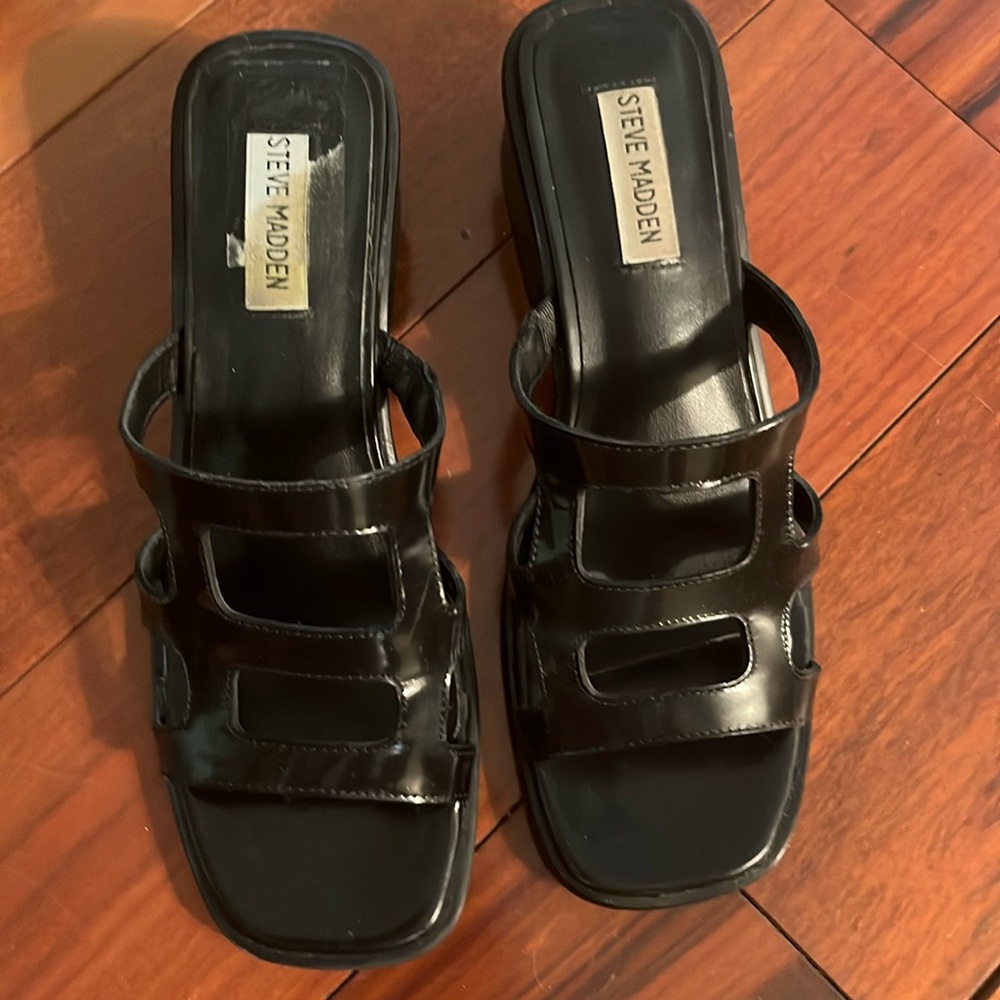 Steve Madden sandals